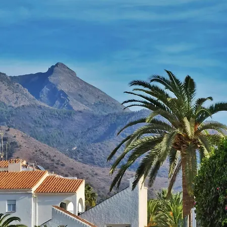 بيت للعطل Casa Familia Carabeo