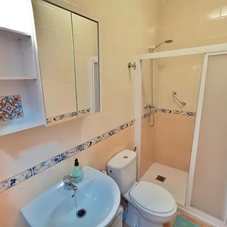 Casa Familia Carabeo نيرخا