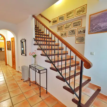 Casa Familia Carabeo