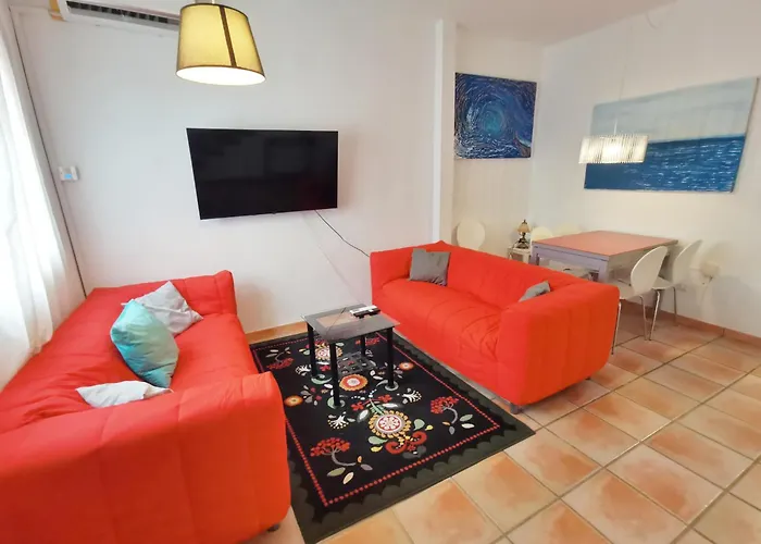 Casa Familia Carabeo 펜션 네르하